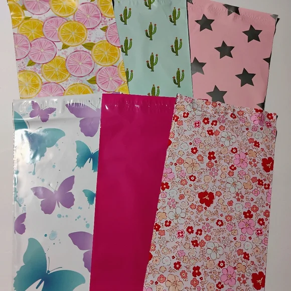 30 Mixed Poly Mailers Size 6x9 Mixed Designs Shipping Bags - Picture 2 of 6